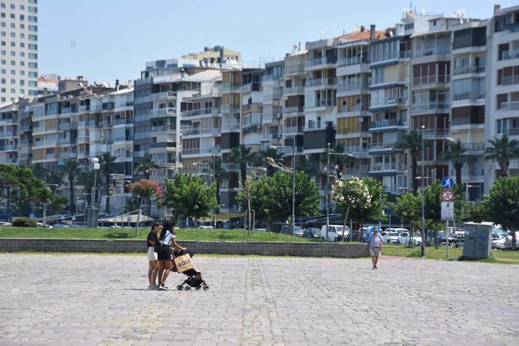 İZMİRİN TROPİK GECE SAYISI 100 GÜNÜN ÜZERİNDE