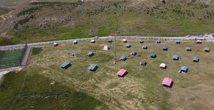 ATEŞ YAKARAK ISINIYORUZ