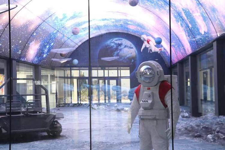 SELÇUK BAYRAKTARLARI, VECİHİ HÜRKUŞLARI YETİŞTİRMEK İSTİYORUZ