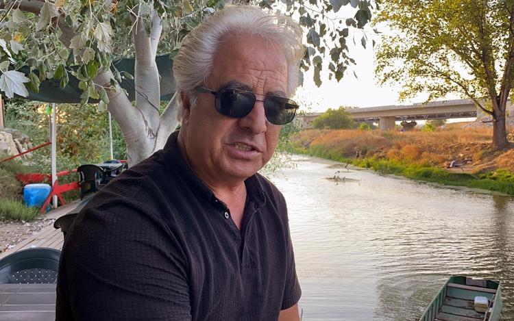 ‘SU MAYMUNLARINI GÖRMEK İÇİN ÇOCUKLARIYLA GELİYORLAR’