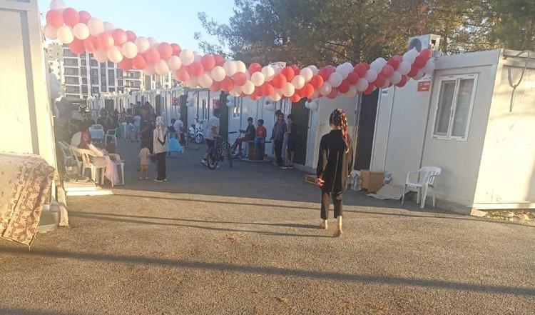 ‘UMARIM DEPREMİN ETKİSİNDEN BİR NEBZE KURTULURLAR’