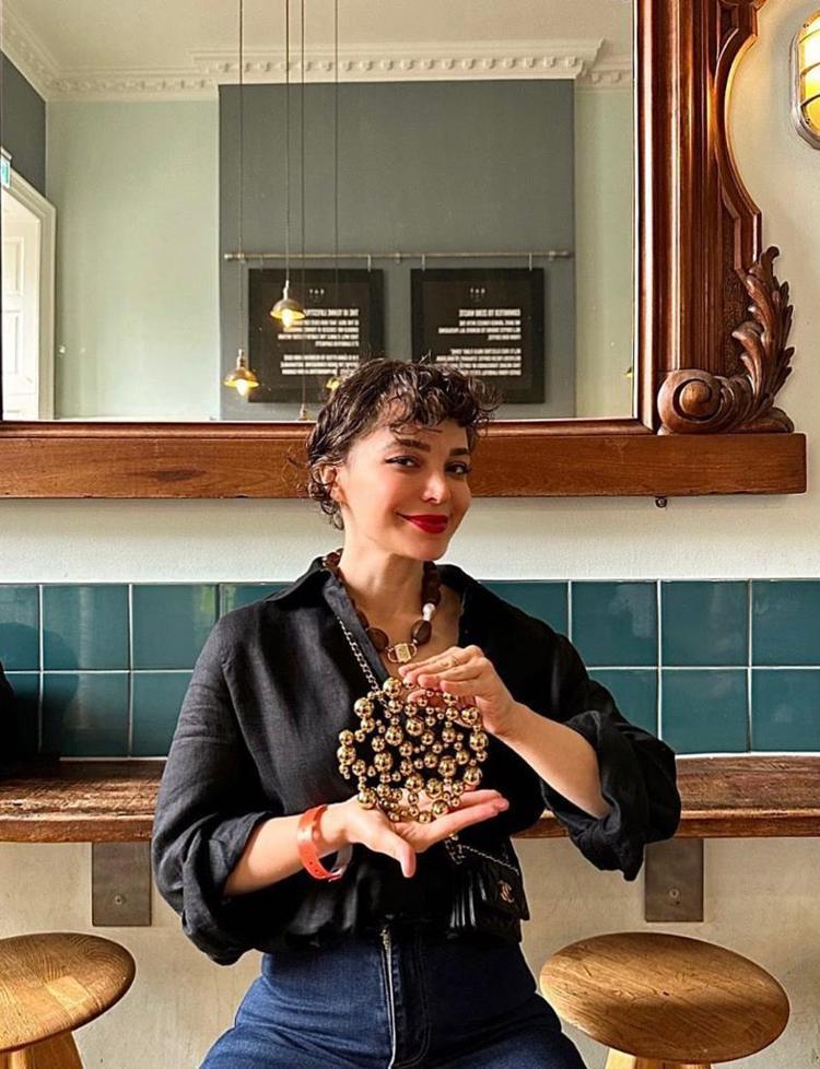 “ESER KENDİ YOLCULUĞUNU KENDİ ÇİZDİ”