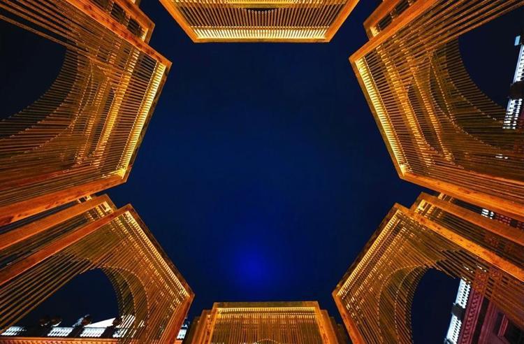 “DÜNYA MARKALARI VE ONLARIN TASARIMCILARIYLA AYNI SAHNEYİ PAYLAŞACAĞIZ”