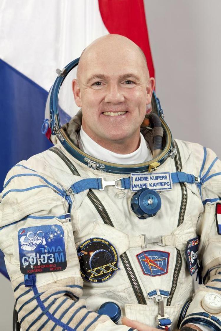 BAKAN KACIR: UZAY MERAKLILARINI BEKLİYORUZ