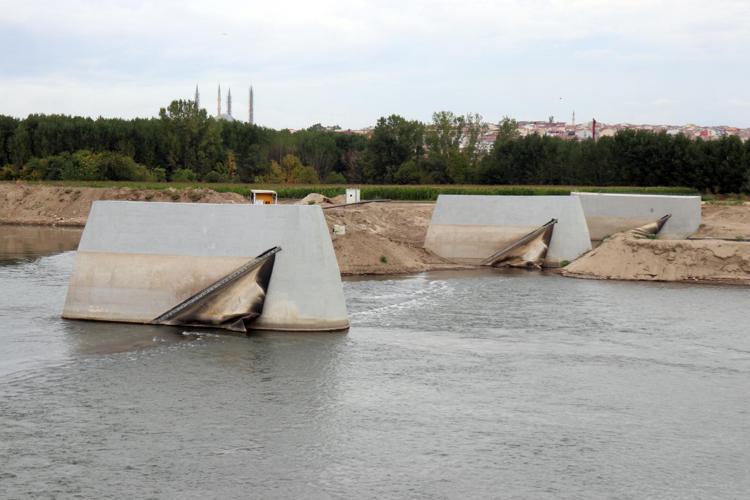 PROJEYİ REVİZE EDİP TAMAMLAYACAĞIZ