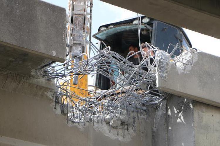 ‘TÜRKİYE’DE STANDART KÖPRÜ KİRİŞLERİNİN KULLANILMASI GEREKİYOR’