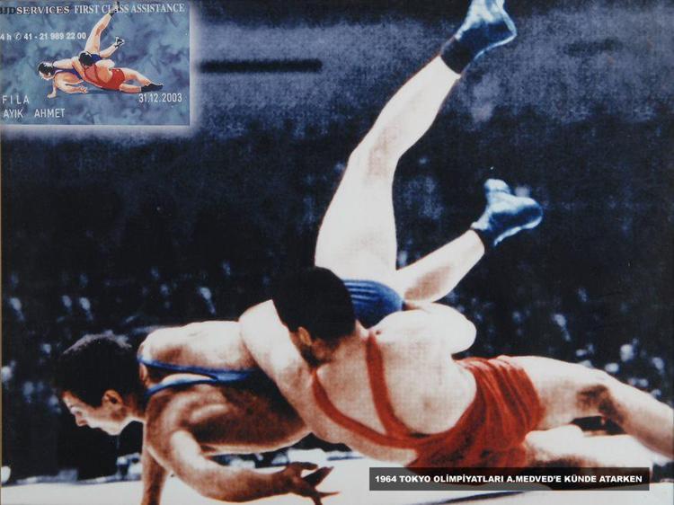 3 BEYAZDAN UZAK DURUR, MUTLAKA DENİZDE YÜZERİM