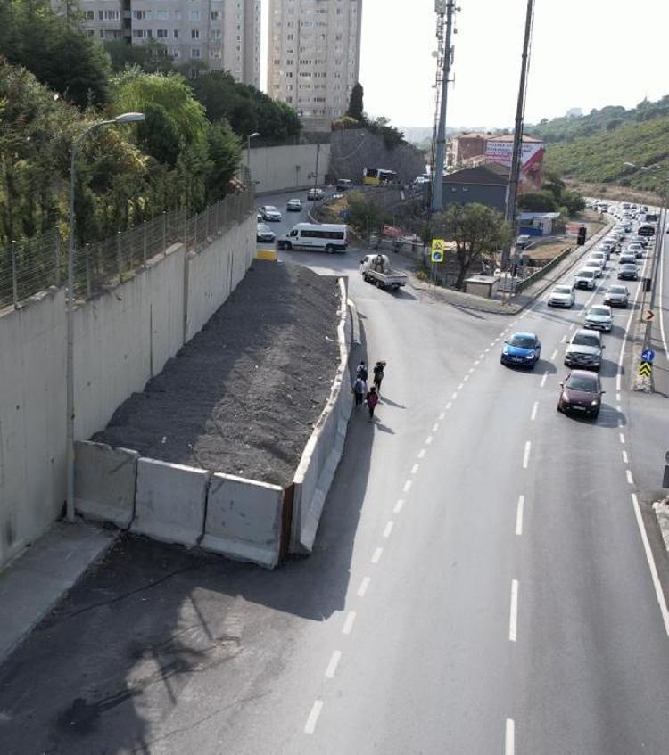 ÇOCUKLAR BURADAN GEÇEMİYOR. ZORLANIYORUZ