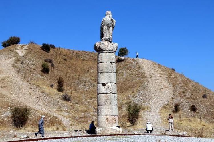 HİKAYESİ OLDUKÇA ESKİ VE DEĞERLİ