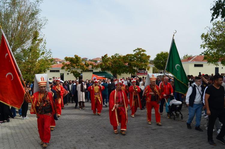 “AKSARAY’DA 14 BİN DÖNÜM ALANDA ÜZÜM YETİŞTİRİLİYOR”