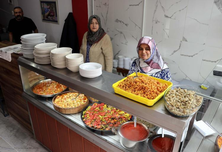 MÜŞTERİLERİMİZ BİZDEN BİZ DE ONLARDAN MEMNUNUZ