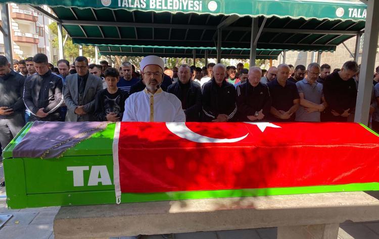 SON YOLCULUĞUNA UĞURLANDI