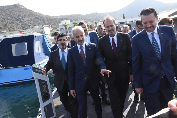 ‘TÜRK BAYRAĞI DENİZCİLİKTE EN PRESTİJLİ BAYRAKLAR ARASINDA’