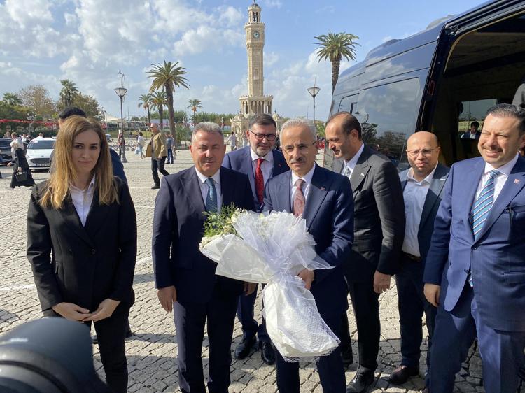 FİLİSTİN BARIŞI TÜRKİYENİN GİRİŞİMLERİ İLE GELECEKTİR