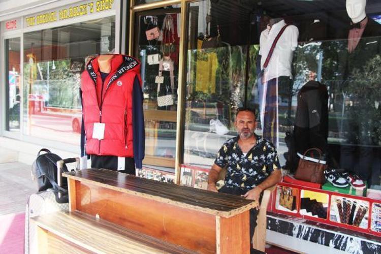 ESNAF İŞ YERLERİNE YATIRIM YAPTI