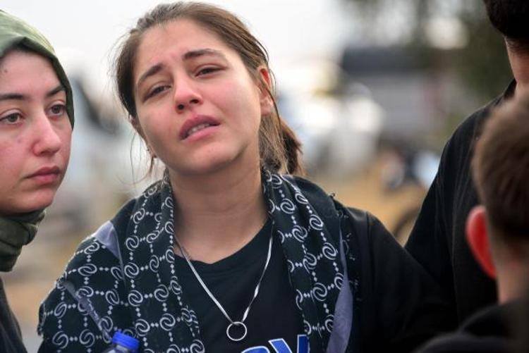 BİZİM HAYALLERİMİZ VARDI HİÇBİRİNİ YAŞAYAMADIK