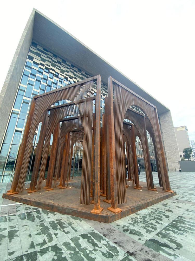 “BİR YERE AİT OLMAMAKLA SABİT OLMAMAK AYNI ŞEY DEĞİL