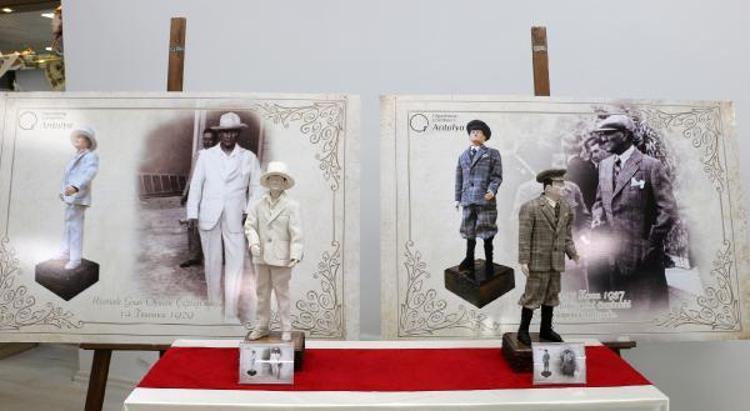 TURİSTLER, KİTRE BEBEKLERİN KIYAFETLERİNİN HİKAYESİNİ MERAK EDİYOR