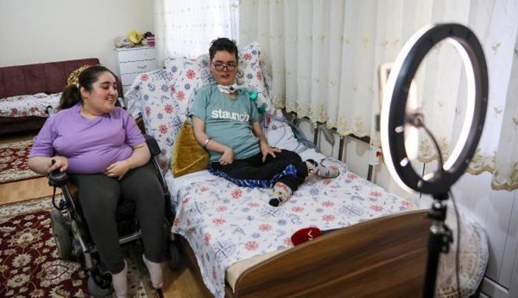 İLK DEFA UZUN SÜRE DIŞARI ÇIKABİLDİM