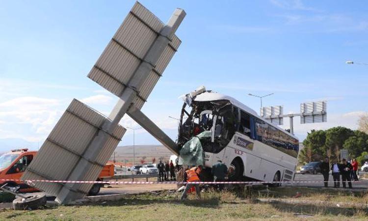 25 TAYLANDLI TURİST TABURCU OLDU
