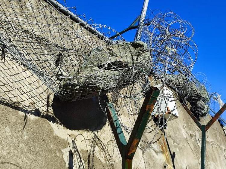 DALGALAR DİNDİ, HASAR ORTAYA ÇIKTI