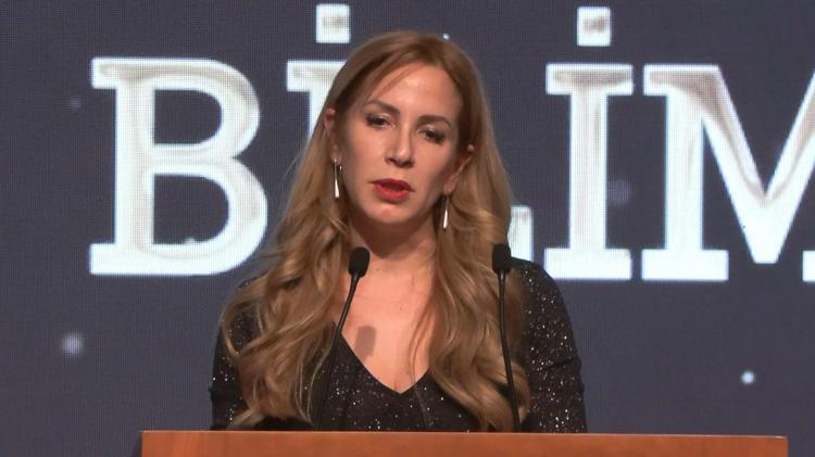 RAHMİ KOÇ BİLİM MADALYASINA LAYIK GÖRÜLMEKTEN DAHA BÜYÜK BİR ONUR OLAMAZ