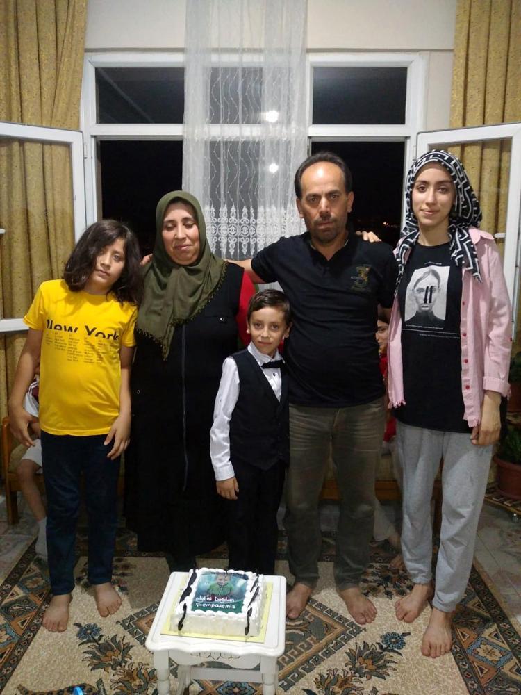 KUCAĞIMDA ÖLÜME TESLİM OLDU