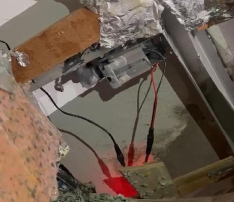 BALYOZ, ÇEKİÇ SESİ GİBİ GELİYORDU