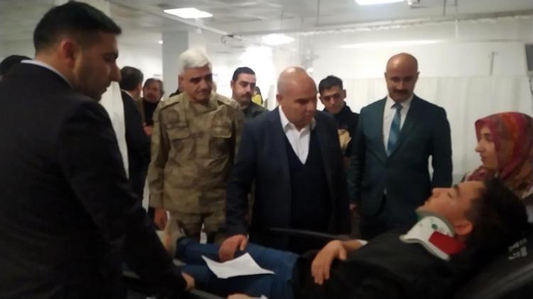 VALİ KOÇ, ÖĞRENCİLERİ ZİYARET ETTİ