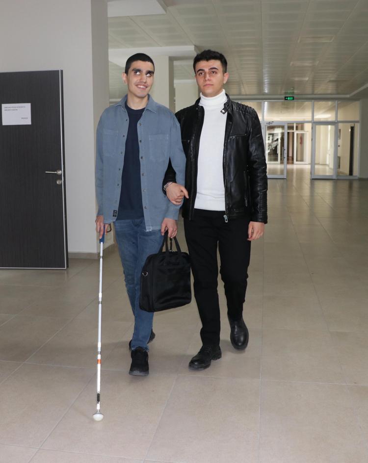 MÜCADELE EDERSEK, ÇÖZEMEYECEĞİMİZ SORUN YOK