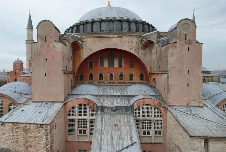 DEPREM AYASOFYAYA 17 KİLOMETRE MESAFEDE; VAR GÜCÜMÜZLE ÇALIŞIYORUZ