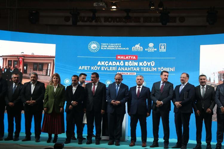 3 HAT DURMADAN HAREKET HALİNDE