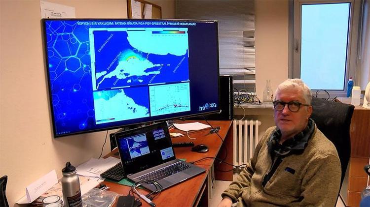 FUTBOL TARAFTARI GİBİ HOCA TUTANLAR VAR