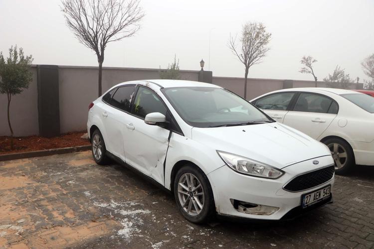 ‘3 ARACIMIZ İSTİNAT DUVARININ ALTINDA KALDI’