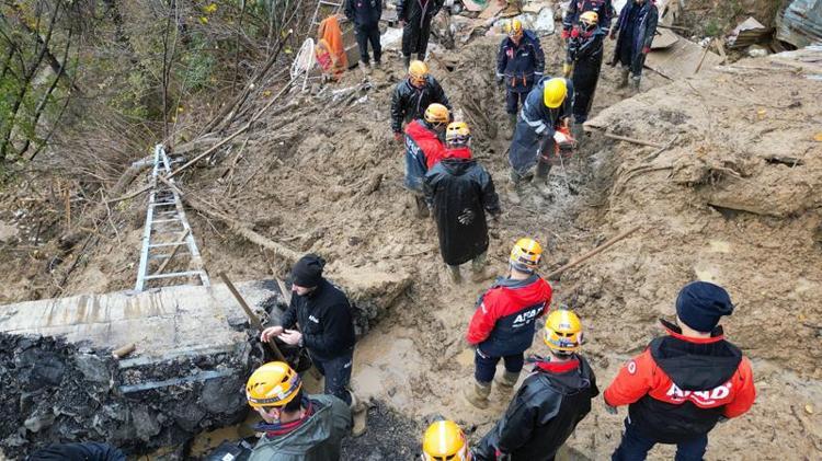 BAKAN KOCA: 17 KİŞİ TABURCU EDİLDİ