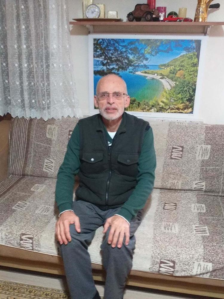 ALAY EDİP KAPATMIŞ