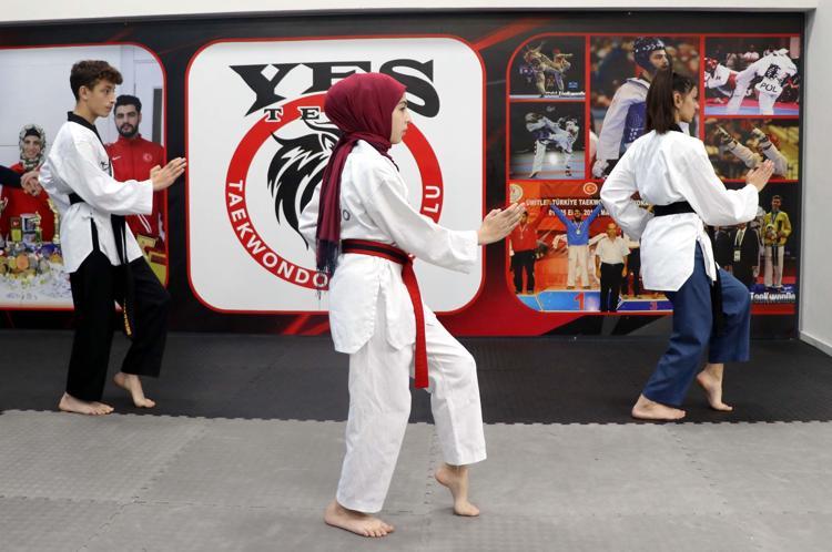 Dudu Gökçe Pumakın spor hocası Tekvando Milli Takım antrenörü Yavuz Sayan (48) ise, şöyle konuştu: