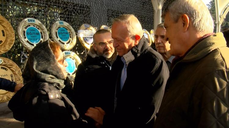 HERKESİN HAYATINA DOKUNMUŞTU.