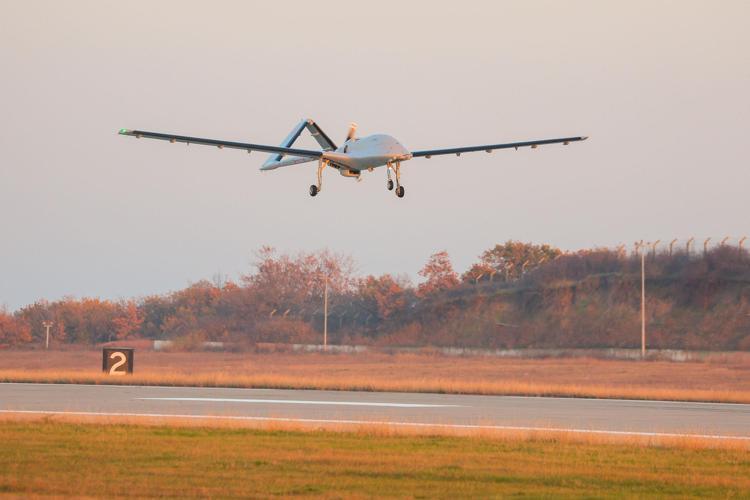 100. YILDA VATANDAŞLA BULUŞTU