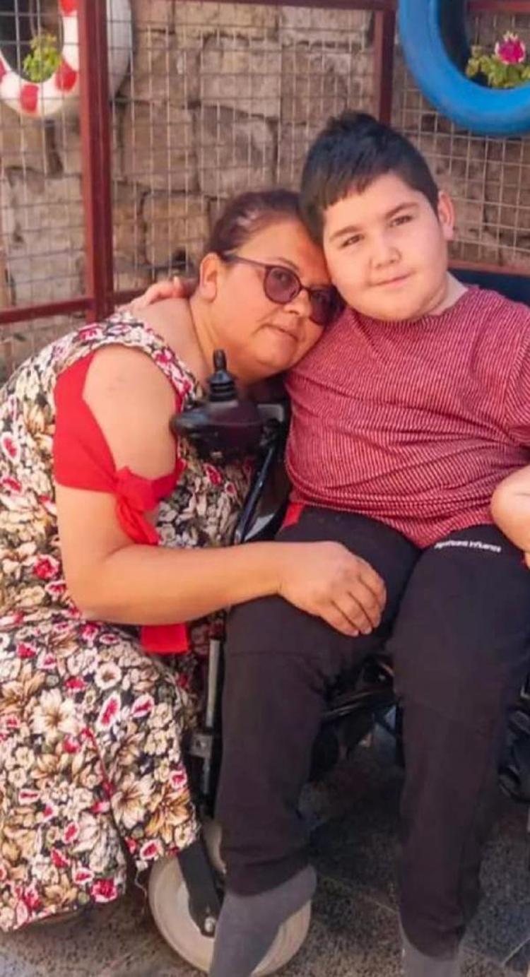 ‘KURDUĞUMUZ HAYALLER İLE YAŞADIKLARIMIZ ÇOK FARKLIYDI’