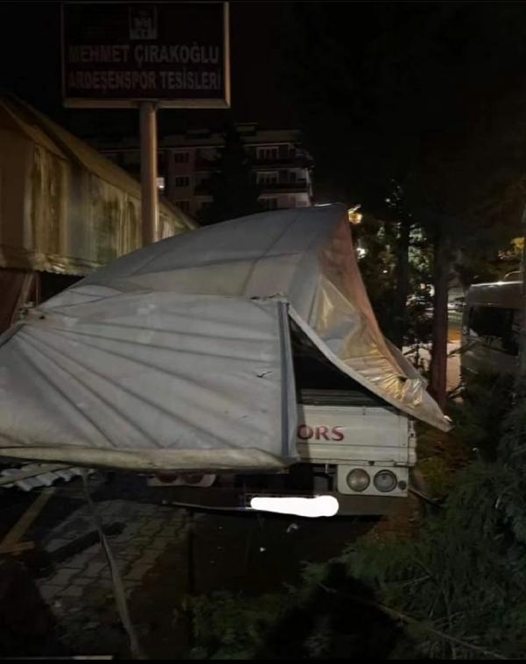 VALİLİK 95 İHBARIN YAPILDIĞINI AÇIKLADI