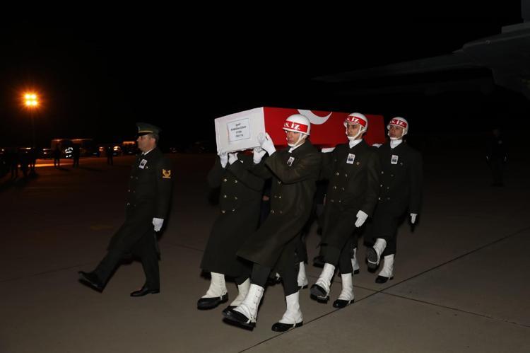 ŞEHİT TEĞMEN GÜNAYIN NAAŞI AFYONKARAHİSARDA