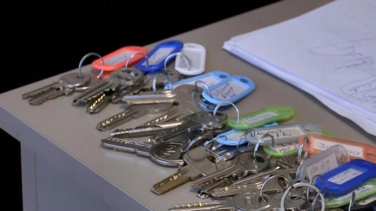 50 BİNİN ÜZERİNDE BİR ADET BEKLİYORUM