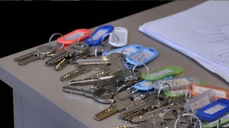 EV BOLLAŞIYOR FİYATLAR DÜŞECEK