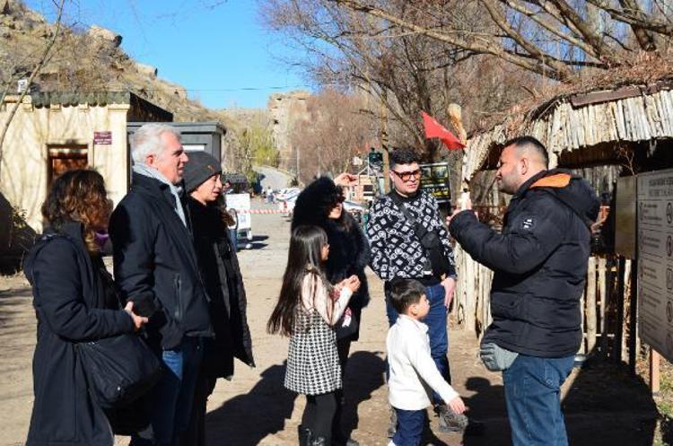 MİSAFİRLERİMİZİN 24 SAATİ DOLU DOLU GEÇİYOR