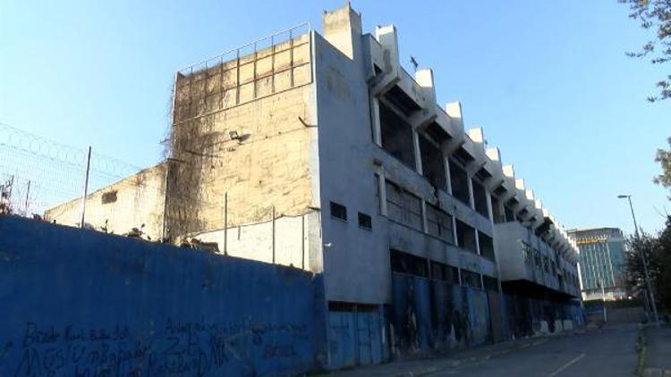 DIŞARIDAN GÜZEL GÖRÜNÜYOR, İÇERİSİ HARABE