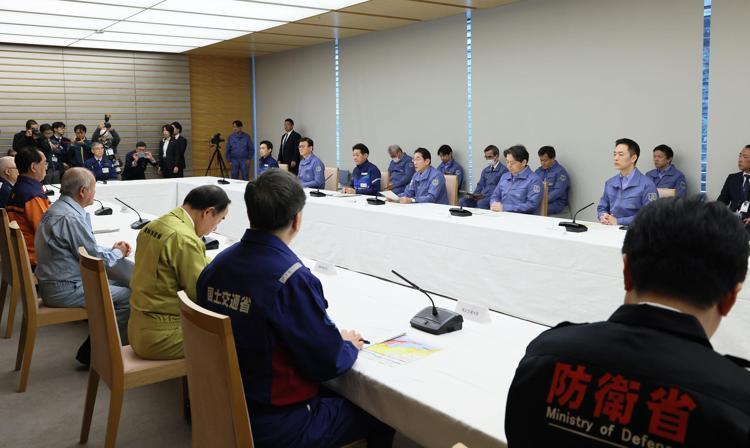 “SU, BATTANİYE, YAKIT İHTİYAÇLARI VAR”