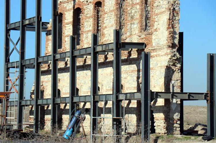 HEDEFİMİZ YARIM KALAN İŞİN KALMAMASI