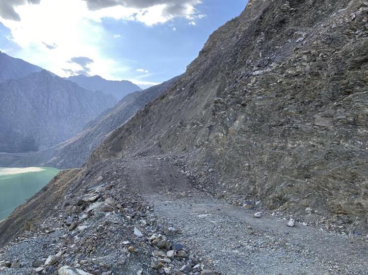 ‘BURADA EV YANDI İTFAİYE ÇIKAMADI’