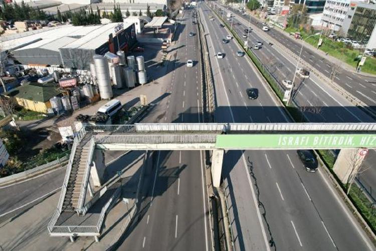 ÜST GEÇİDİ İYİLEŞTİRMEDEN ZİYADE YENİLEMEK GEREKİYOR